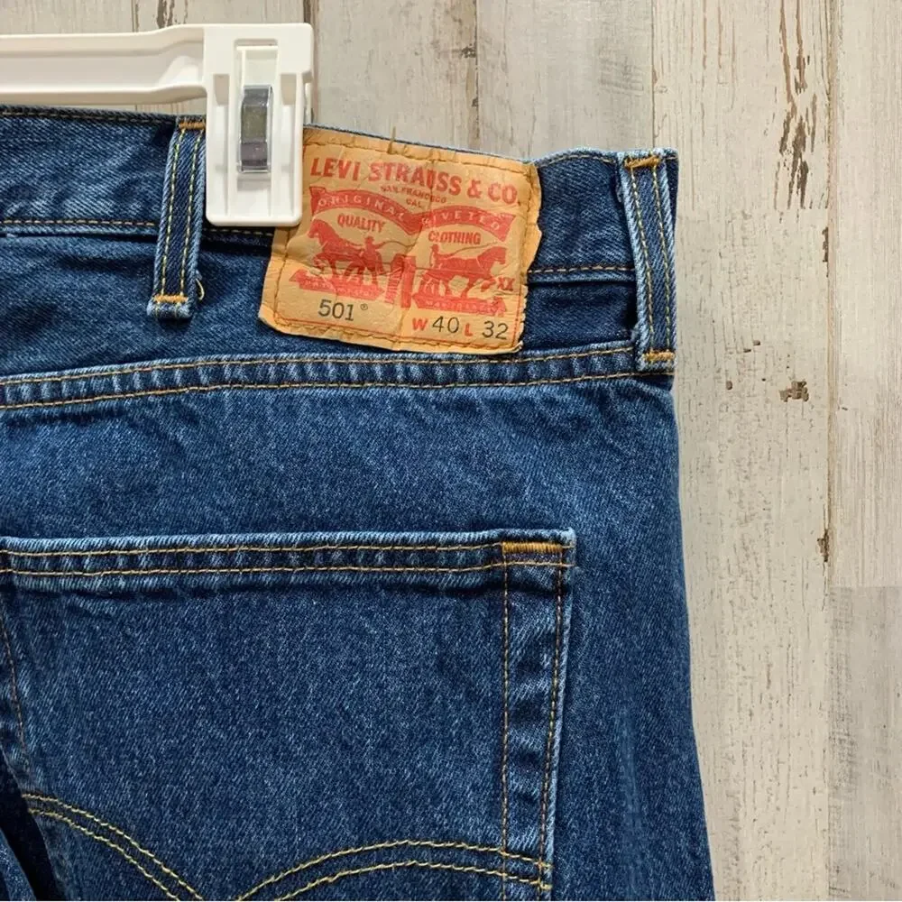 Levi’s 501 Button Fly Regular Fit Jeans 40X32